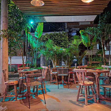 Urban Hostal Bar Bucaramanga Exteriör bild