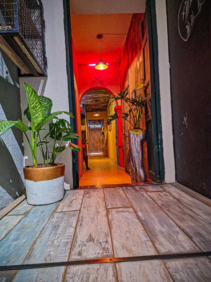 Urban Hostal Bar Bucaramanga Exteriör bild