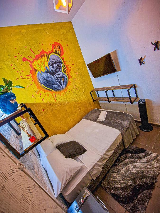 Urban Hostal Bar Bucaramanga Exteriör bild