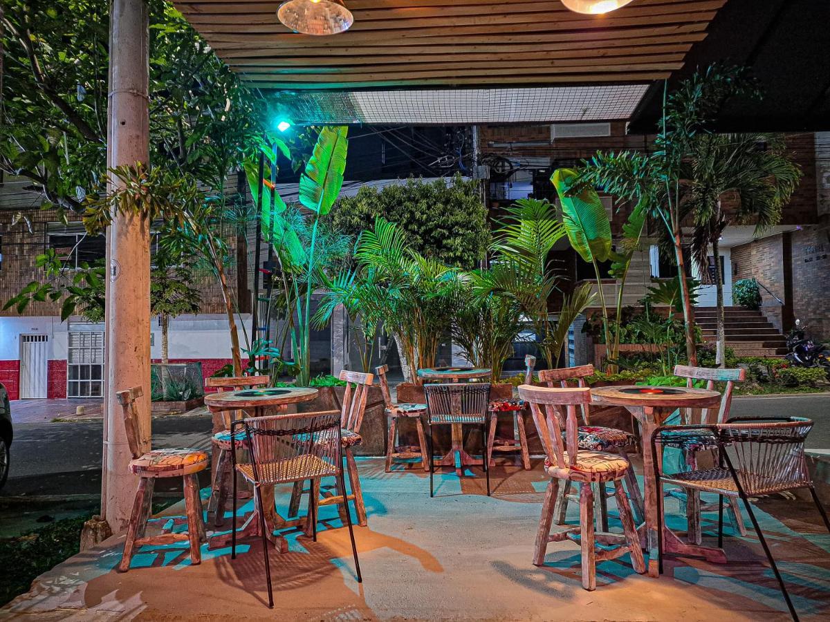 Urban Hostal Bar Bucaramanga Exteriör bild