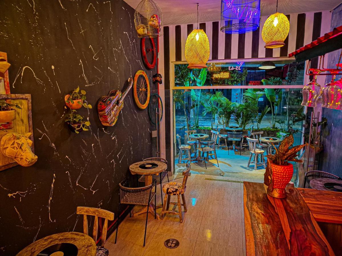 Urban Hostal Bar Bucaramanga Exteriör bild