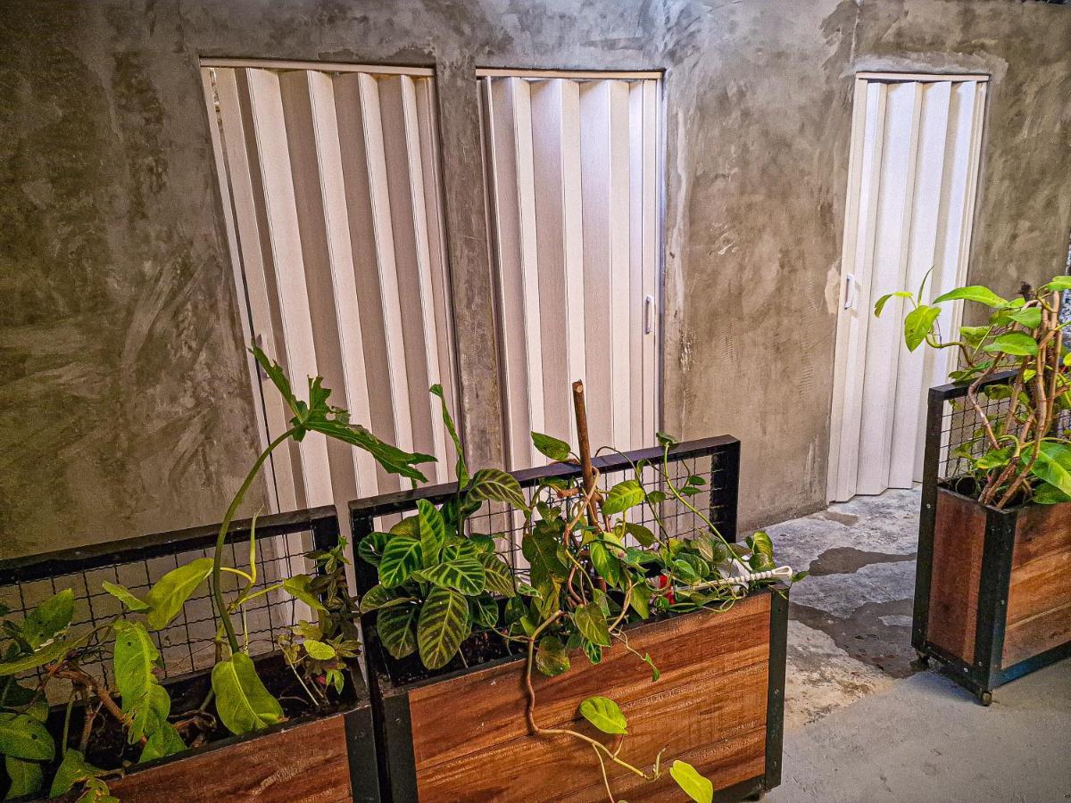 Urban Hostal Bar Bucaramanga Exteriör bild
