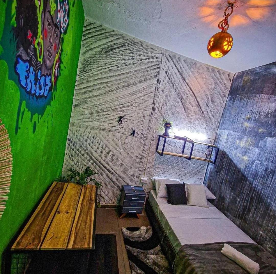 Urban Hostal Bar Bucaramanga Rum bild